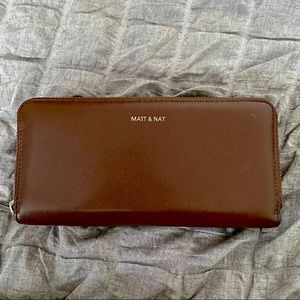 Matt & Nat wallet